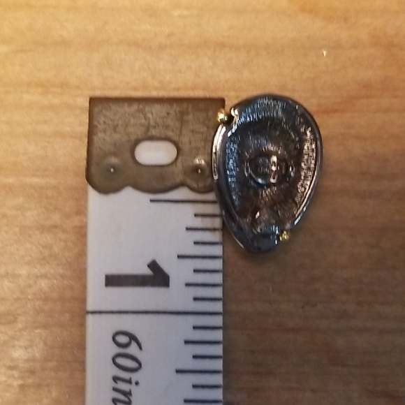 Joan Rivers Grapes Crystal & Gold Earrings - Picture 7 of 7